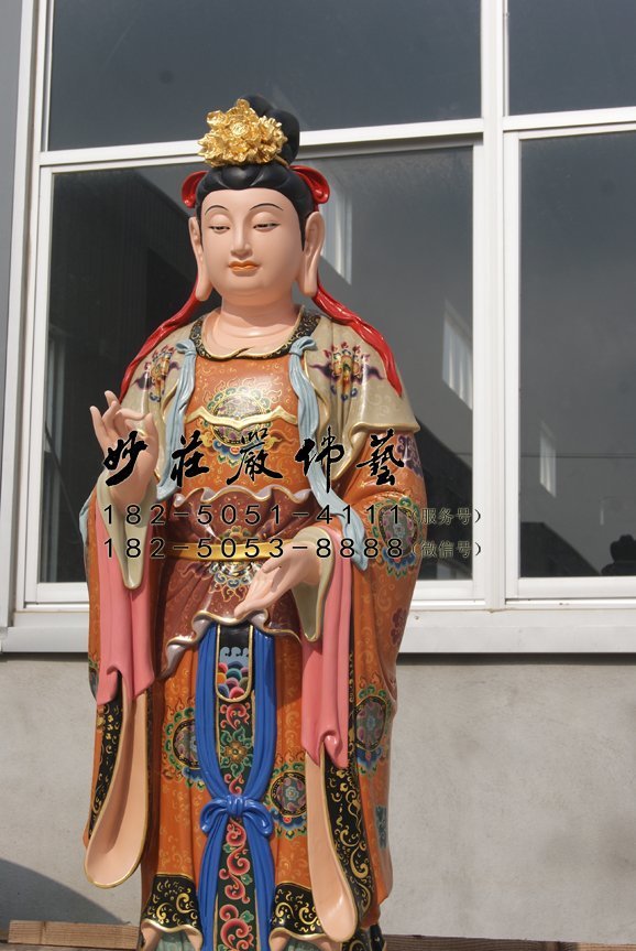 日宮天子側(cè)面實(shí)拍圖